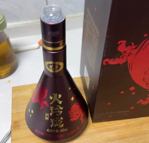 剑南春火玲珑酒（舞狮）实拍图